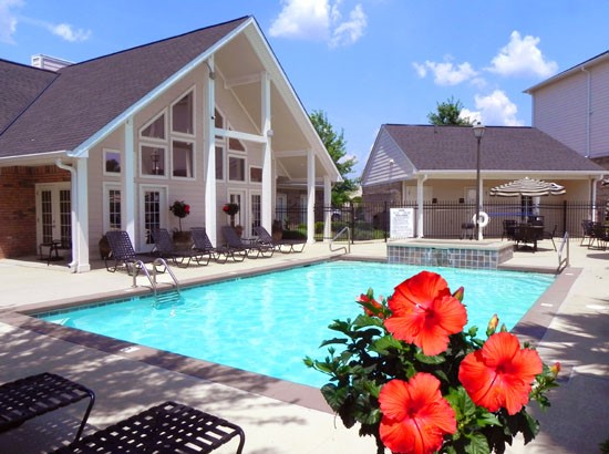 Lexington Place Apartments Pool